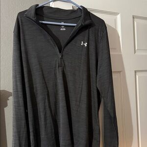 Women’s XL quarter zip.